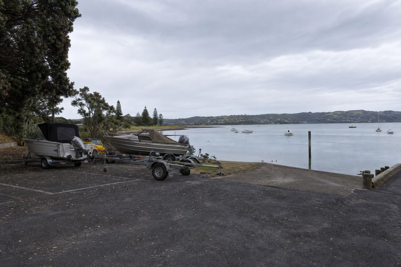 North Shore boat ramp and trailers near Albany